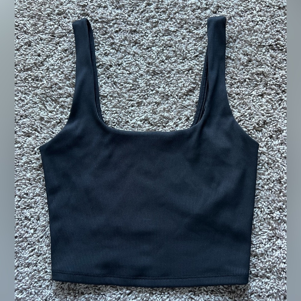 Express Body Contour High Compression Square Neck Cropped Tank